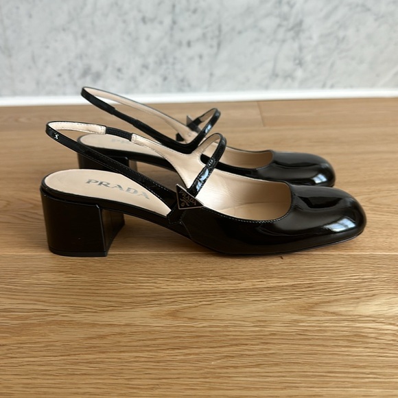 Prada shoes size 39 1/2 - Picture 3 of 3